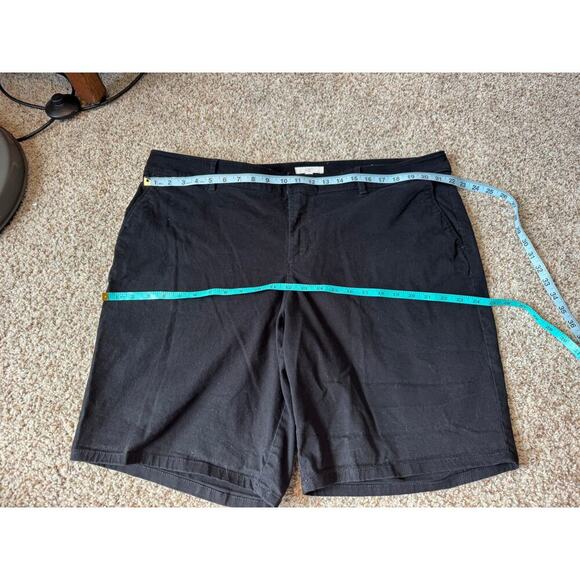LOFT Plus Bermuda Chino Shorts, size Women's 20, Black - Picture 5 of 7